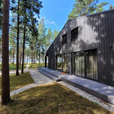 Beach House Trimpas Ungeni ภายนอก รูปภาพ